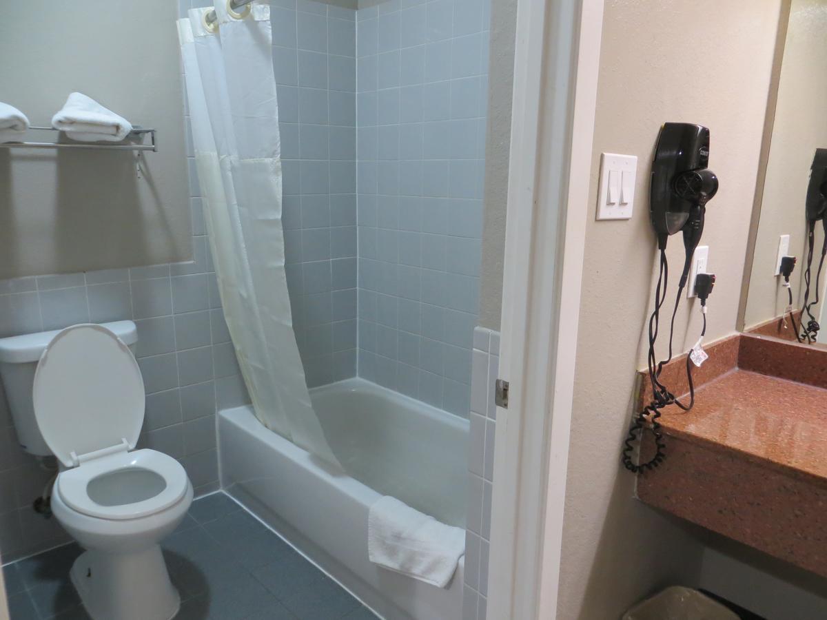 Regency Suites Iah Beltway 8 Houston Ngoại thất bức ảnh
